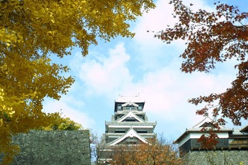 秋の熊本城.jpg
